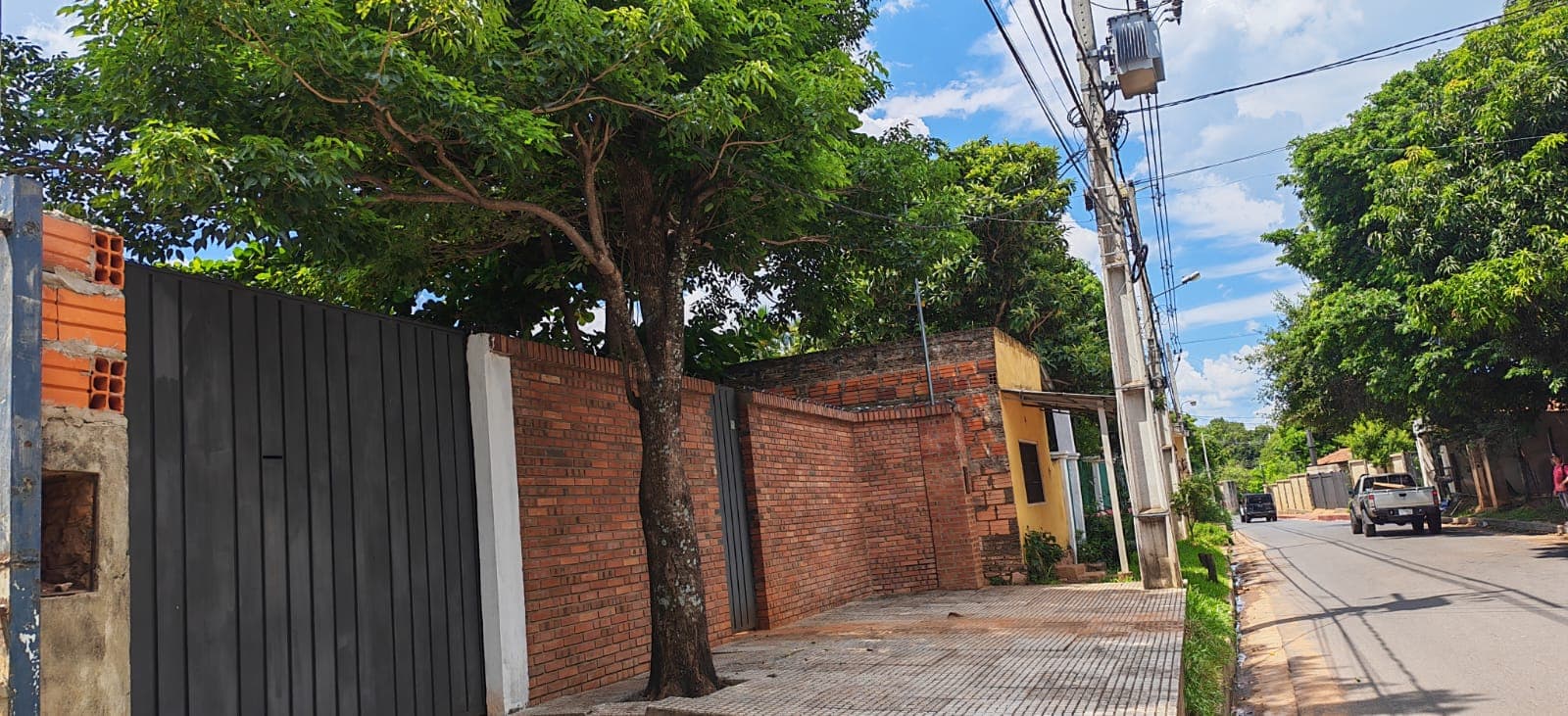 CASA EN VENTA de 4 Habitaciones    SAN LORENZO LAURELTY – 3