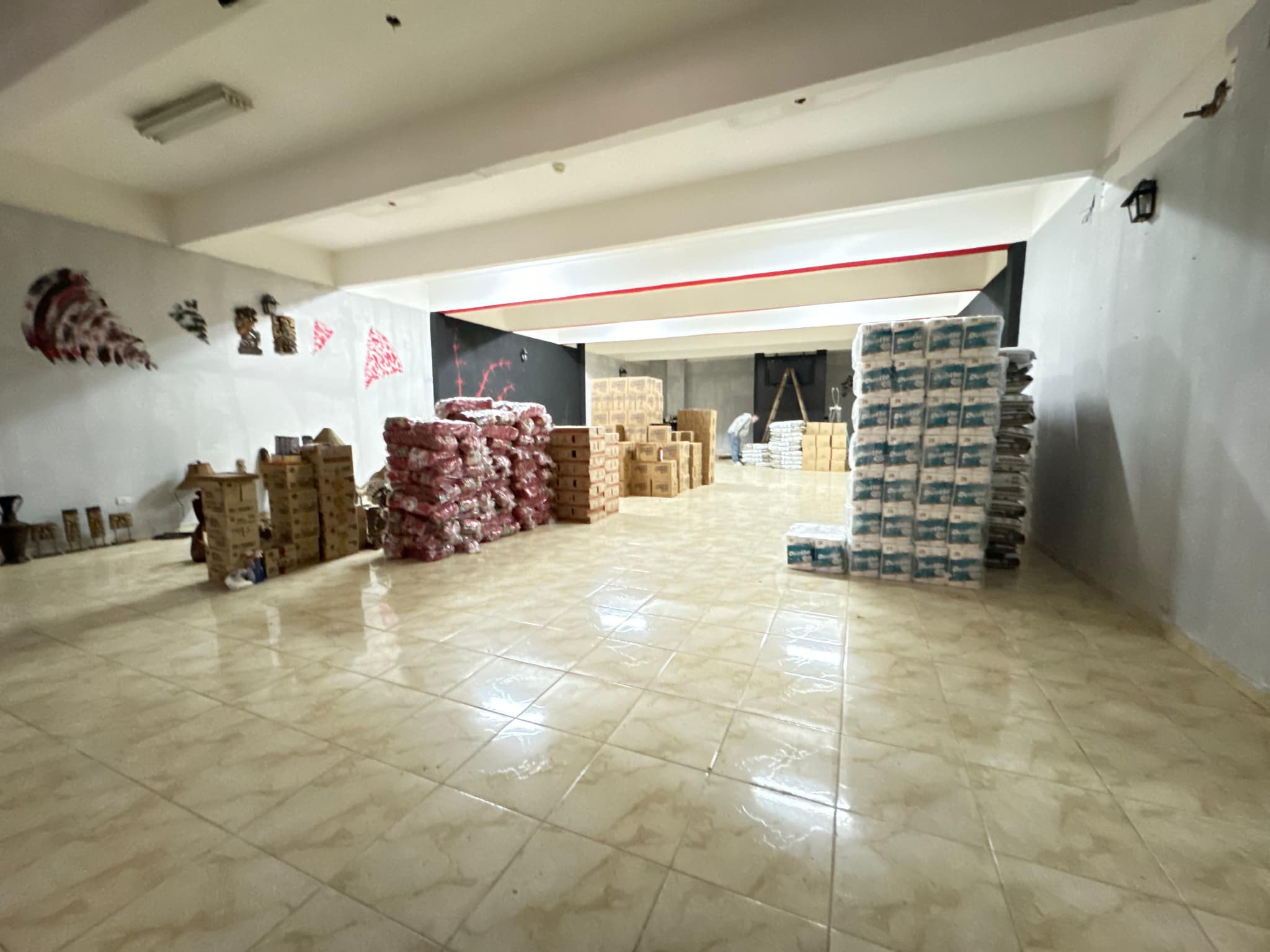 VENDO EDIFICIO DE 4 PLANTAS EN PETTIROSSI ZONA M4 – 2