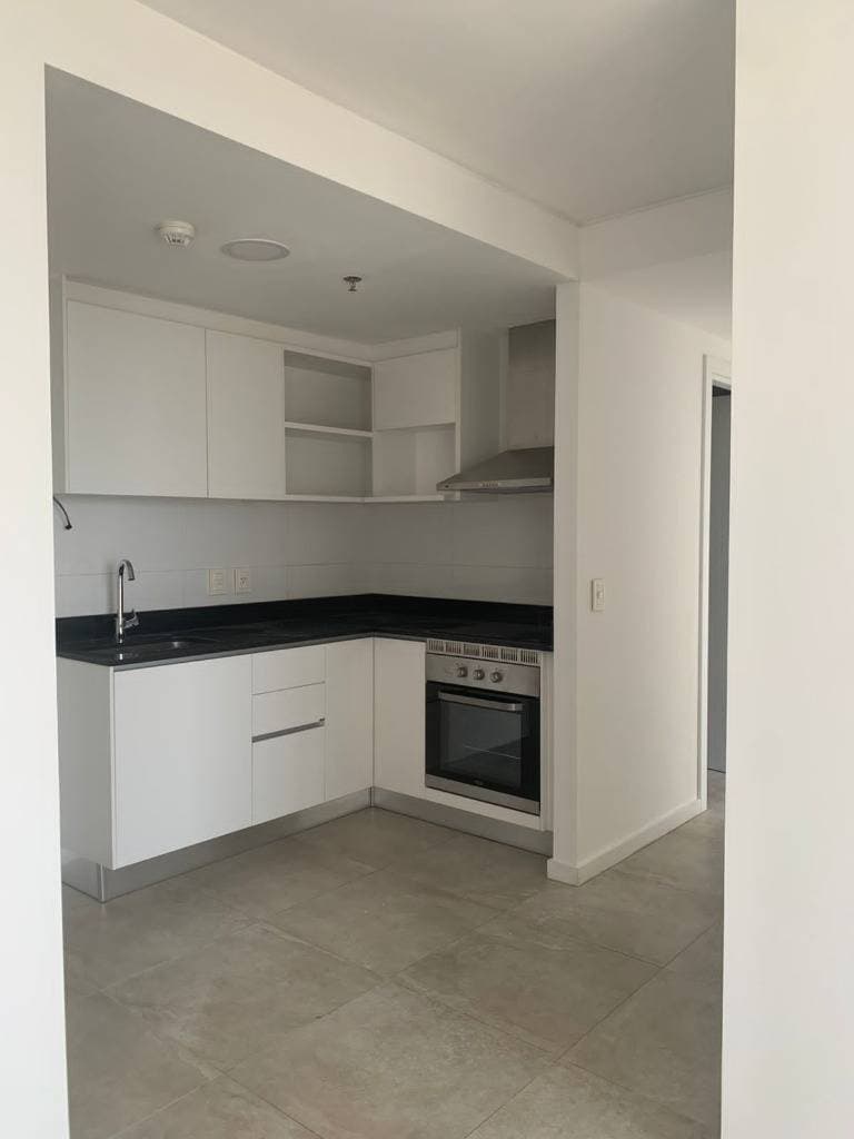 ALQUILO DEPTO DE 2 HABITACIONES- EDIF MANGORE LAS MERCEDES ASUNCION – 3