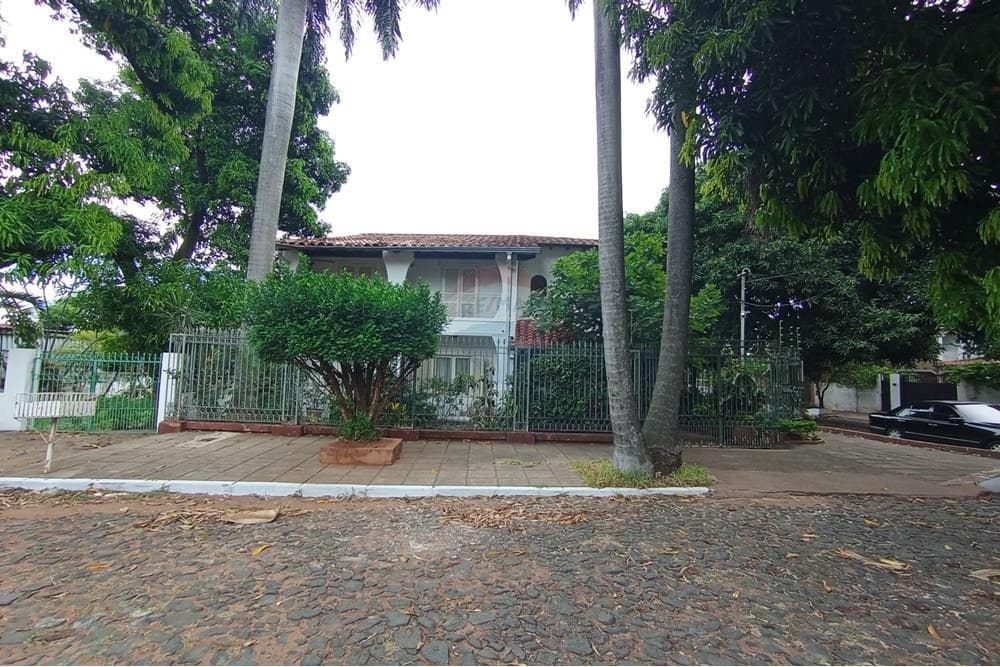 VENDO CASA CON SALON COMERCIAL Y DEPOSITO EN VISTA ALEGRE