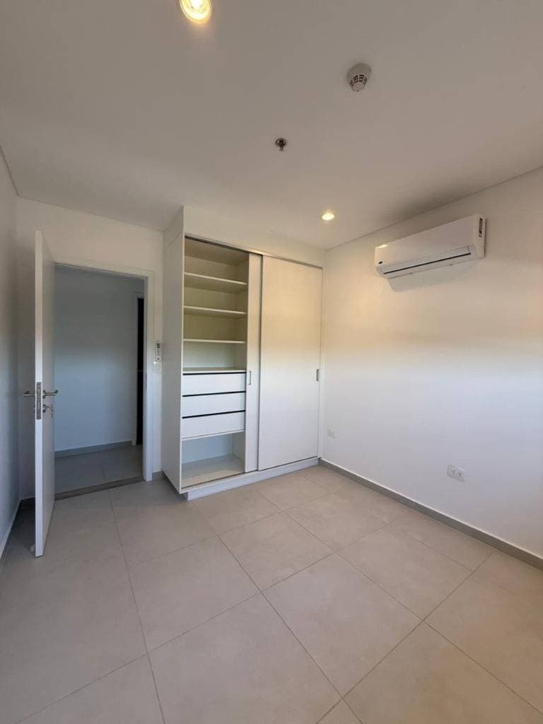 ALQUILO DEPARTAMENTO DE 2 HABITACIONES EN FORTALEZA MOLAS LOPEZ CON 1 COCHERA – 2