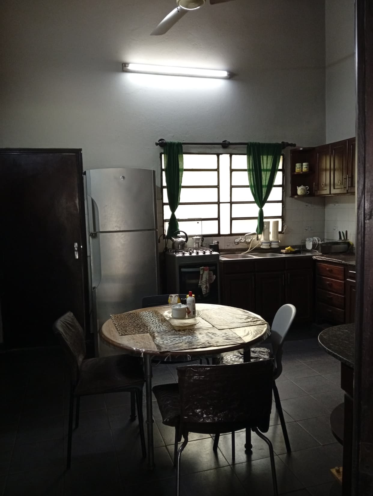 Casa Con Terreno De 443 M²/campo Grande – 2