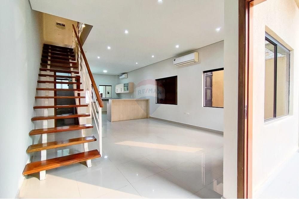 VENDO DUPLEX EN BARRIO CERRADO EN MARIANO ROQUE ALONSO – 2