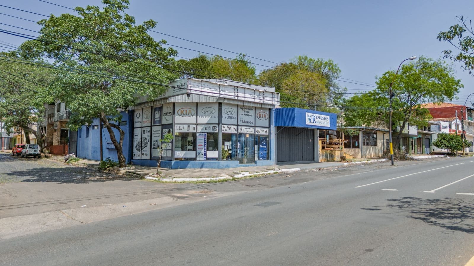 LOCAL COMERCIAL SOBRE AVENIDA EUSEBIO AYALA EN ESQUINA