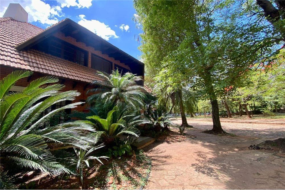 Alquilo Casa en Los Laureles – 2