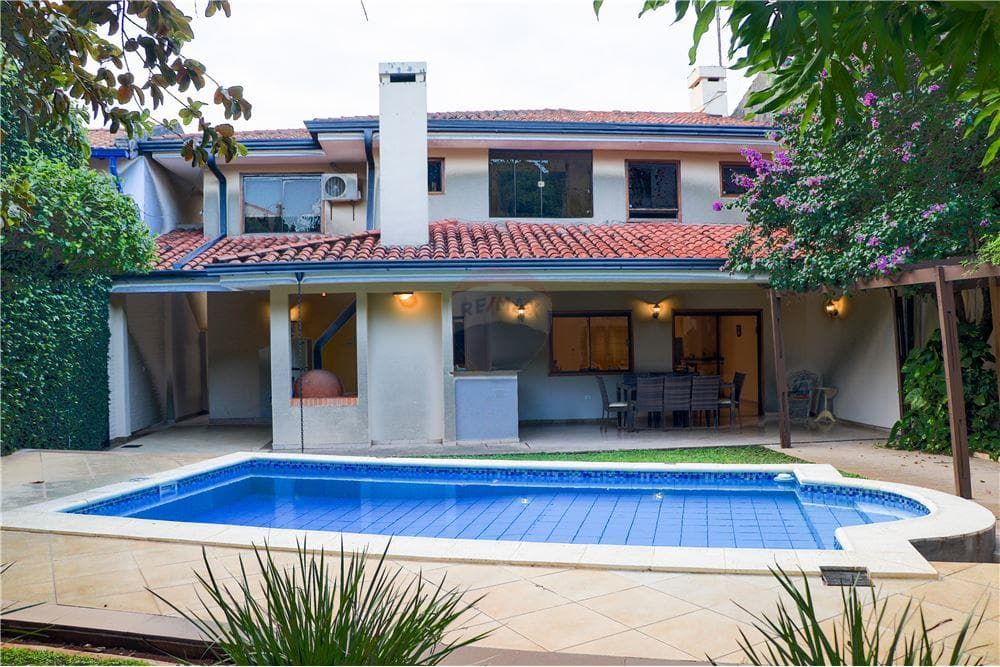 Casa en Lambare Valle Apua