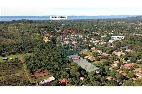 VENDO AMPLIO TERRENO EN VENTA EN AREGUA B° COSTA FLEITAS!!! – 2