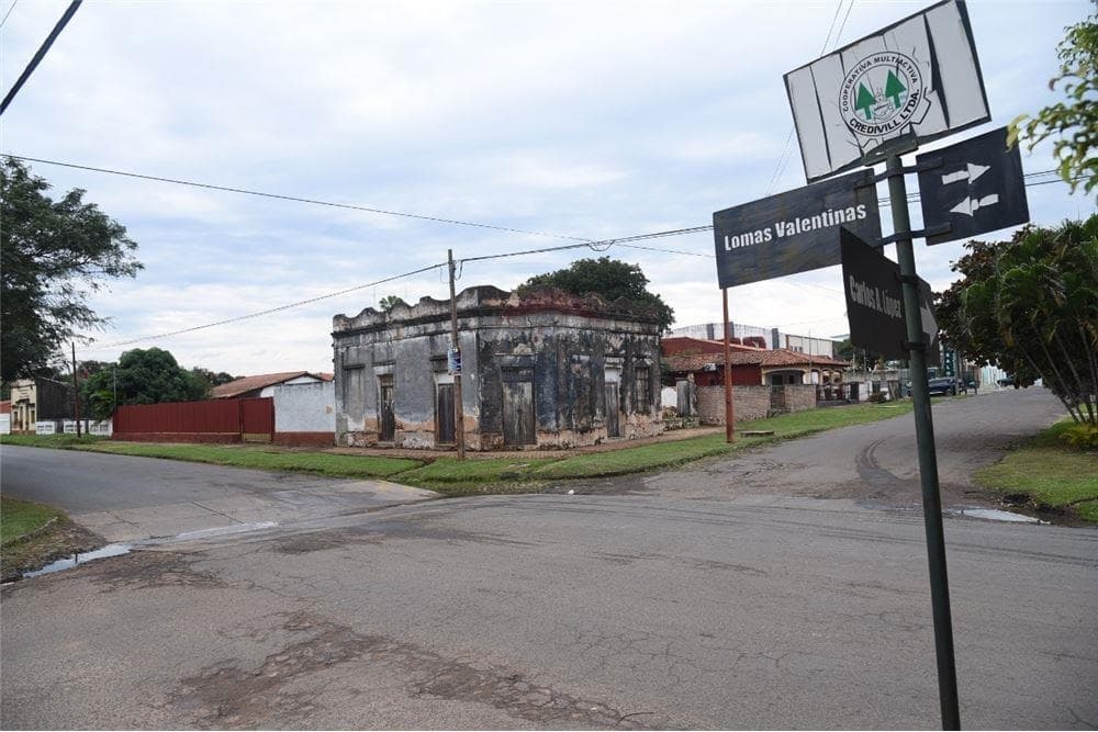 VENDO TERRENO COMERCIAL EN EL CENTRO DE VILLETA 4.974 M2 – 3