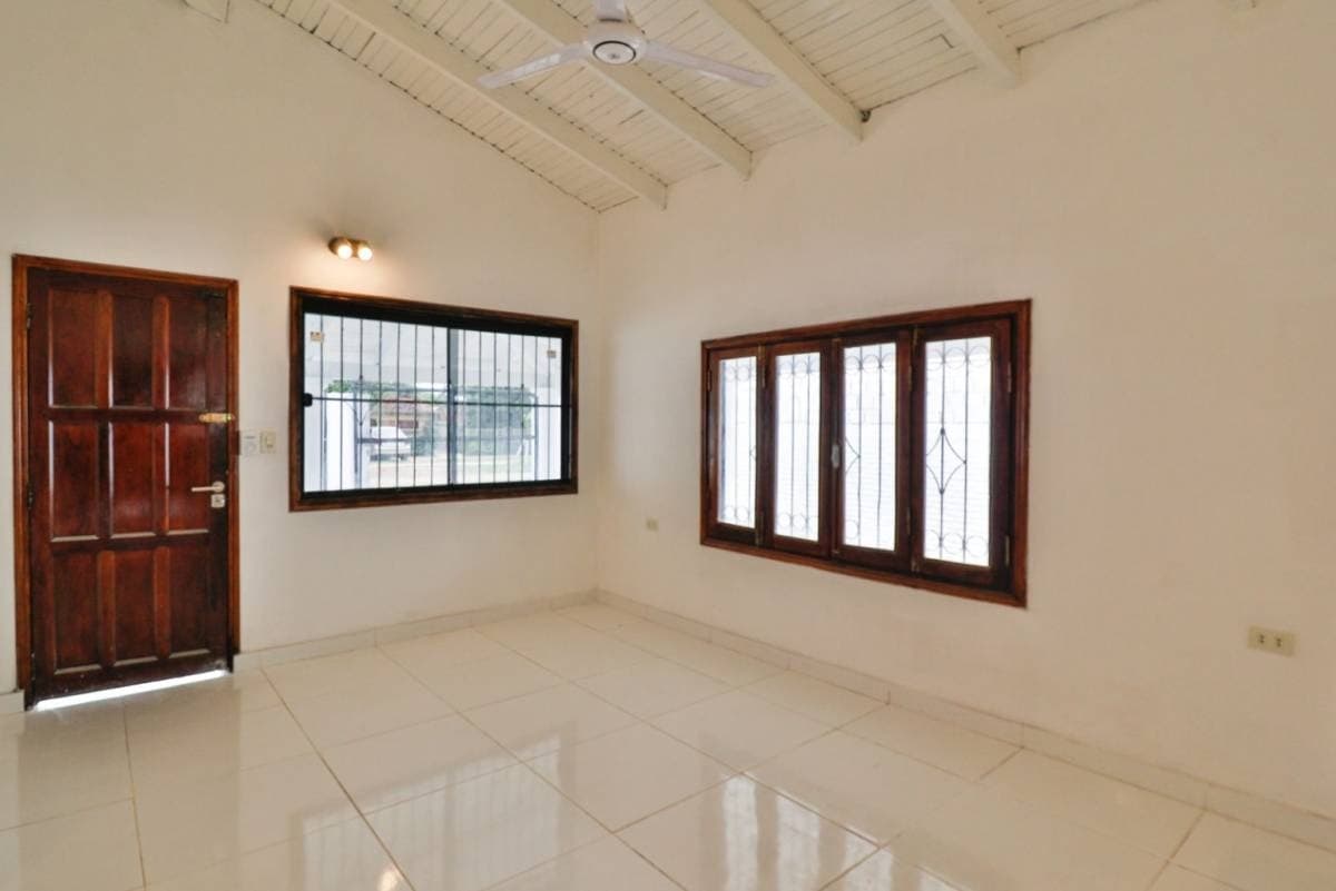 Alquilo casa de dos dormitorios en Mariano Roque Alonso, Barrio San Luís – 3