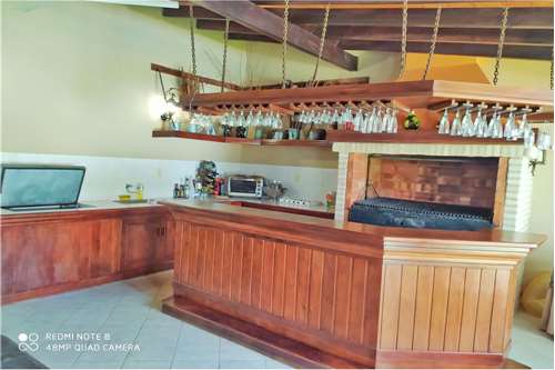 VENDO COQUETA CASA EN YCUA SATI