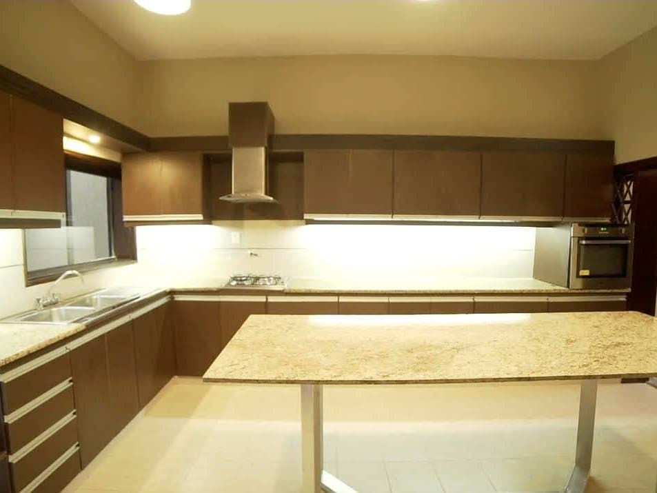 Casa en Venta – Zona Norte de Fernando de la Mora – 3
