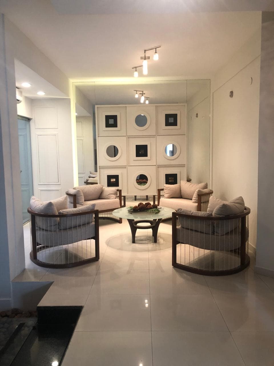 ALQUILO CASA AMOBLADA EN VILLA MORRA