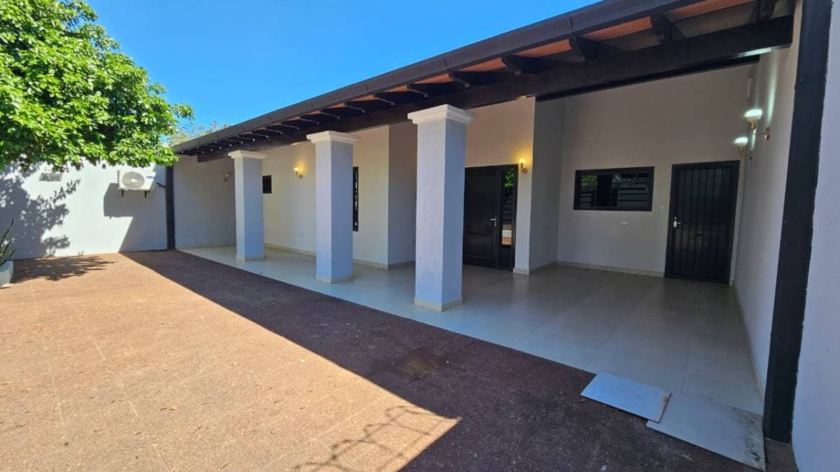 ALQUILO HERMOSA CASA DE 2 DORMITORIOS EN FERNANDO DE LA MORA - ZONA SUR – 3