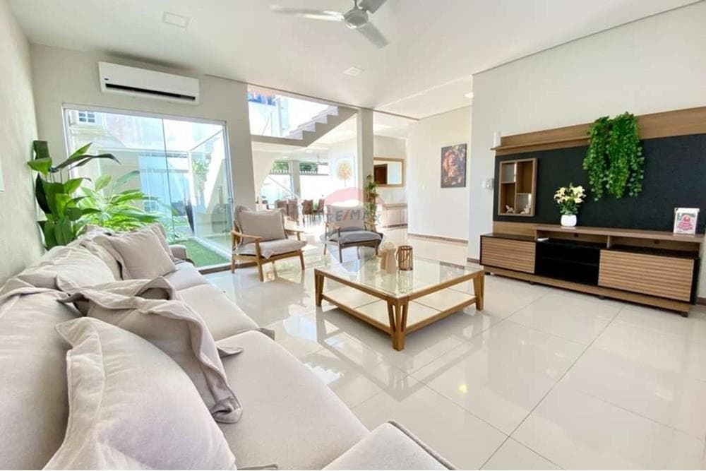 MODERNA CASA SEMI AMOBLADA EN ALQUILER - LUQUE