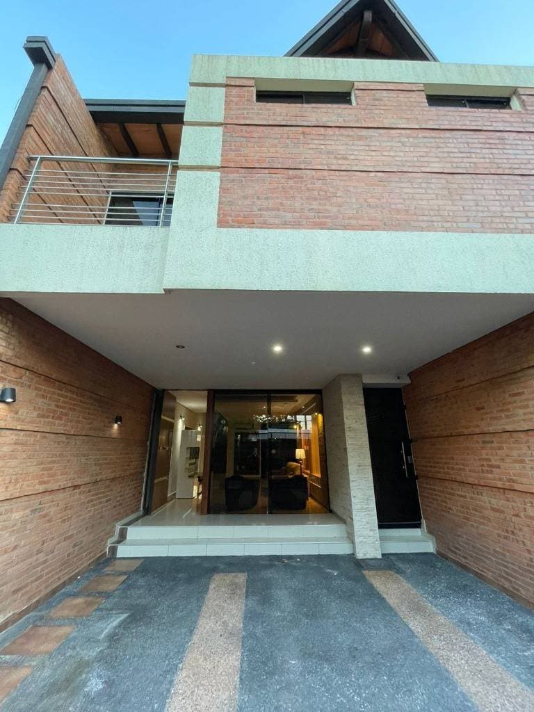 ALQUILO DUPLEX AMUEBLADO EN LOS LAURELES – 2