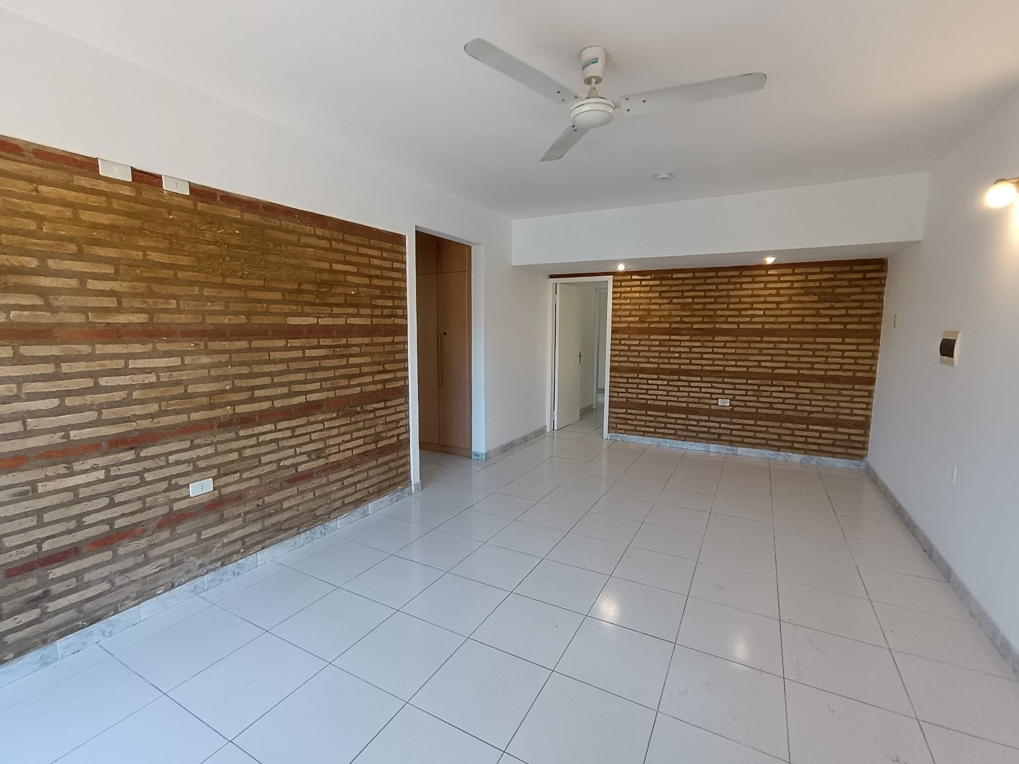 Alquilo DEPARTAMENTO EN BARRIO MBURUCUYA, Asunción – 2