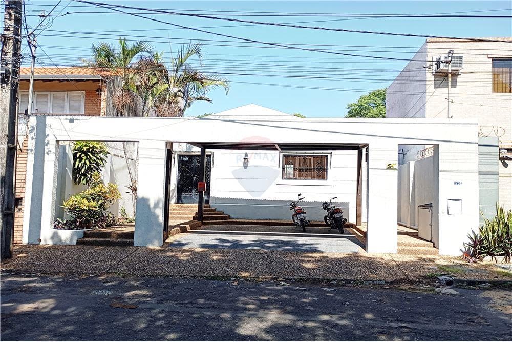 Alquilo casa 5 dormitorios con piscina