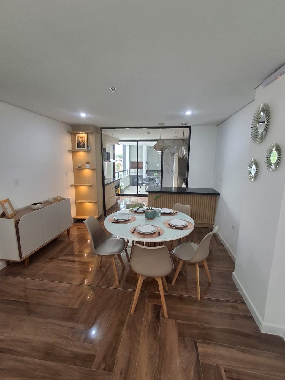ALQUILO DEPARTAMENTO DE TRES HABITACIONES LOS LAURELES – 2