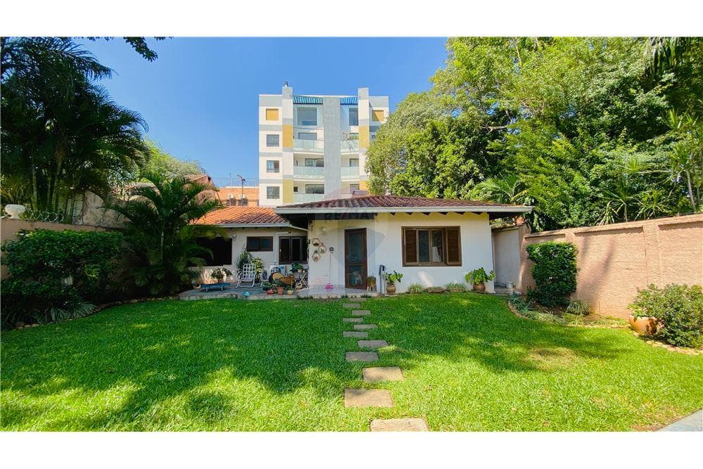 Importante propiedad a la venta de 1.012 m2 Las Mercedes – 3