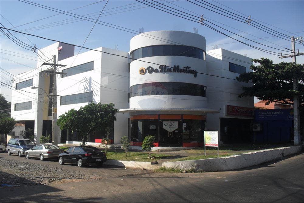 VENDO EDIFICIO MEDICO EN VILLA AURELIA SOBRE BOGGIANI