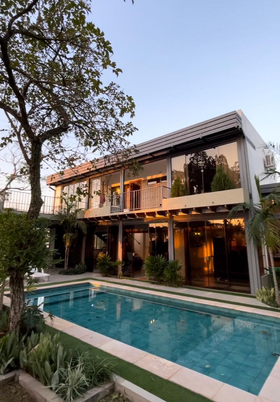 VENDO EXCLUSIVA RESIDENCIA EN SANBER – 2