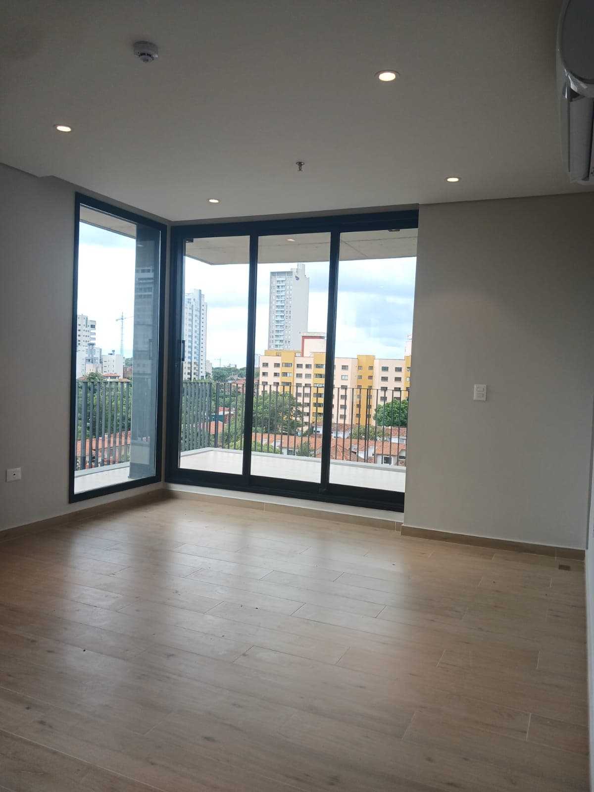 En Venta Departamento De 3 Habitaciones En Las Lomas