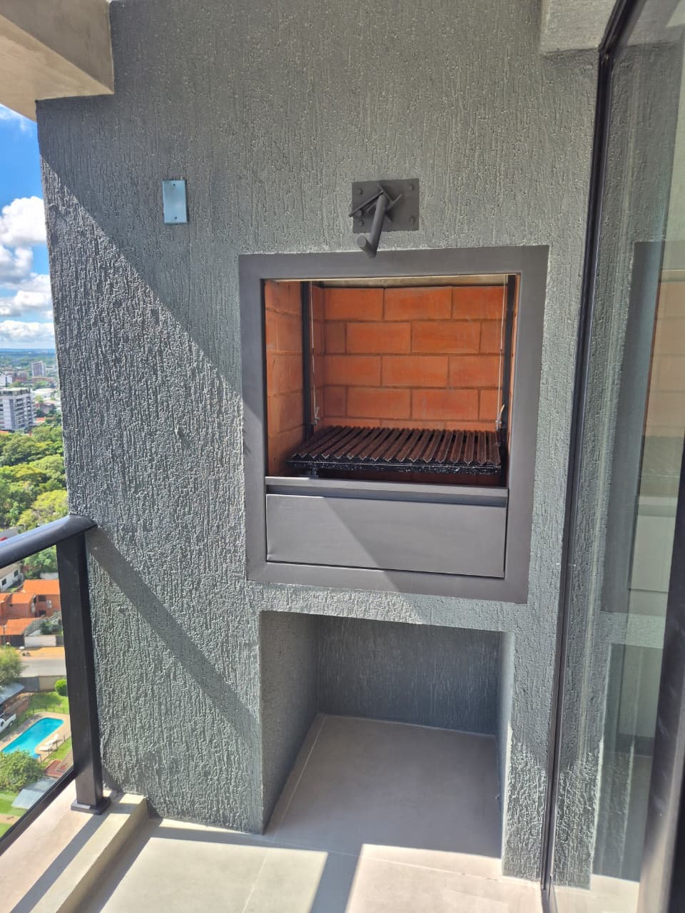 Alquilo Departamento De 1 Dormitorio Con Balcon Y Parrilla Zona Santa Teresa.