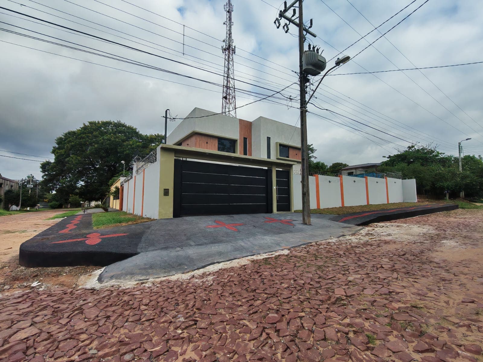 Alquilo Casa De 3 Habitaciones En ñemby – 2
