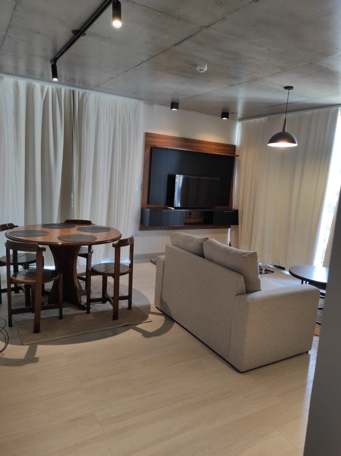 Alquiler departamento Con muebles o sin Edificio Plaza Pacheco – 2