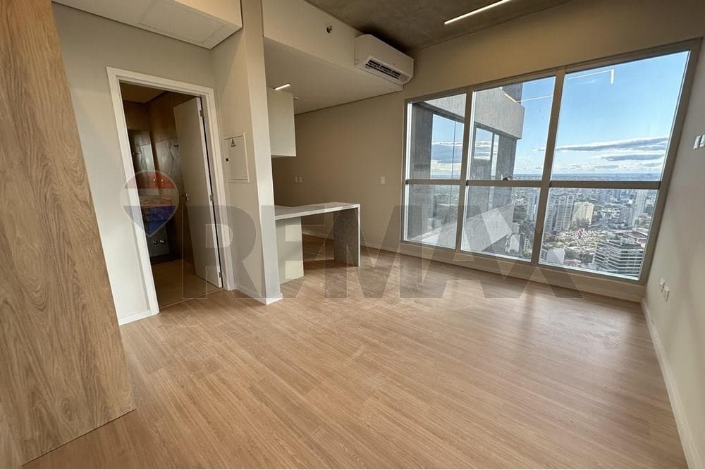 ALQUILO LOFT EN PETRA TOWER – 2