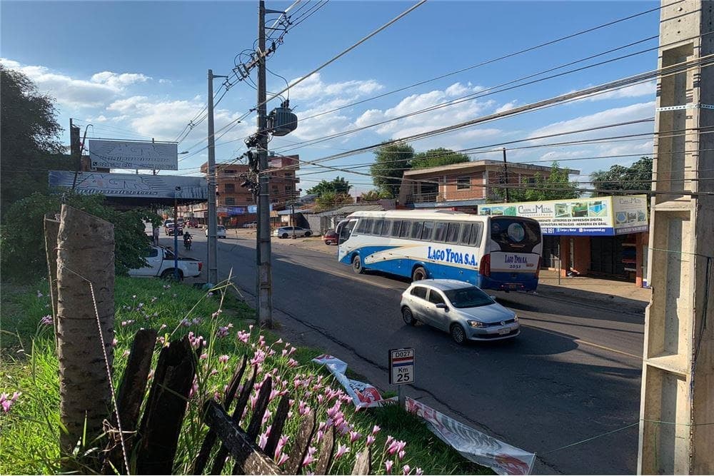 VENDO AMPLIO TERRENO EN SAN LORENZO SOBRE RUTA 1 EN ESQUINA – 2