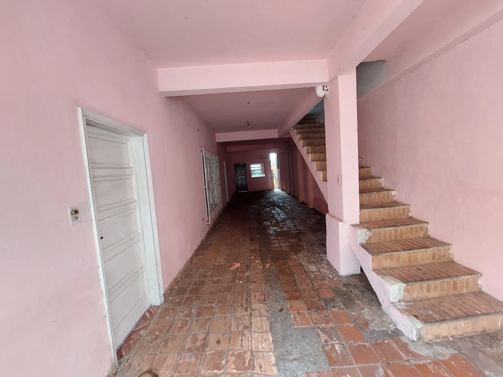 Casa En Venta De 5 Dormitorios C/ Cochera En Sajonia – 3