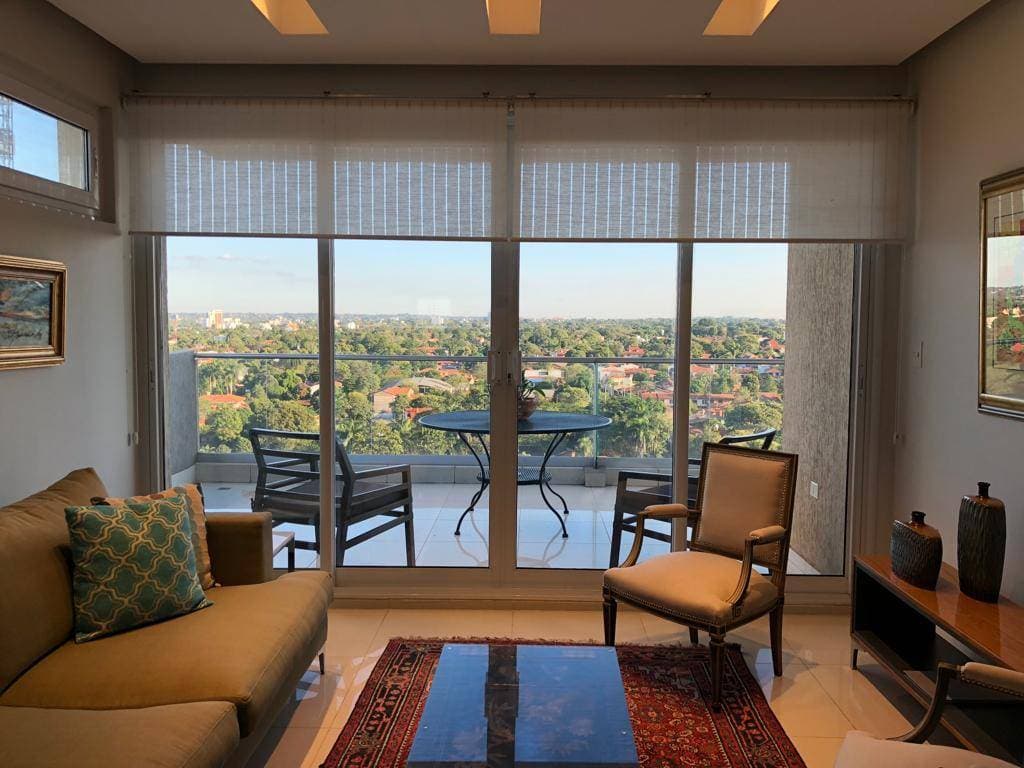 Departamento en venta de 2 dormitorios c/ cochera en Ykua Sati