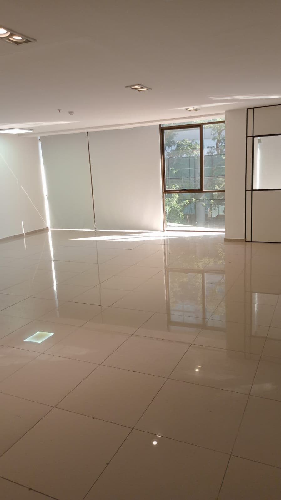 Oficina en alquiler ubicado en Las Lomas (Las Carmelitas) – 2