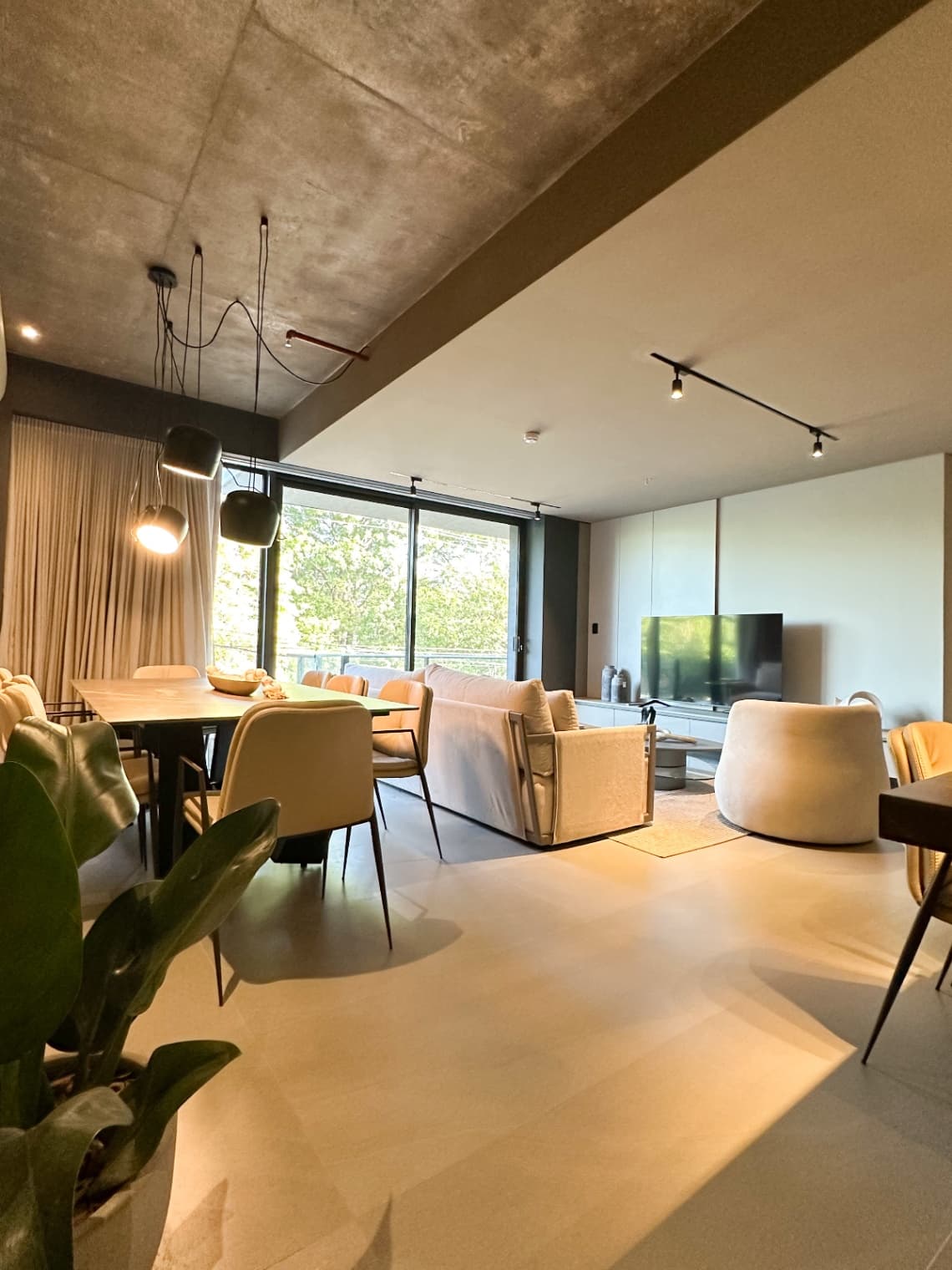 Departamento en venta c/ cochera en Herrera