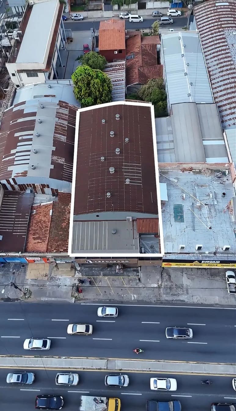 Local Comercial en Venta sobre Av. Eusebio Ayala, Barrio Mburicao – 2