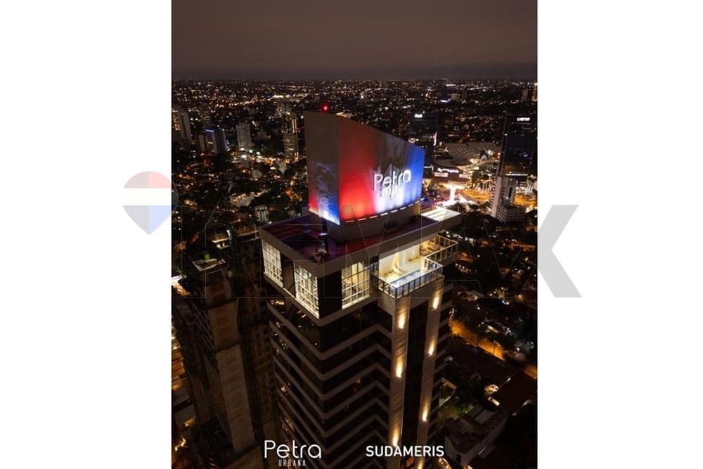 ALQUILO LOFT EN PETRA TOWER