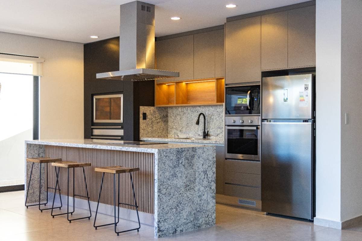 HERMOSA CASA DE ESTILO MODERNO – SAN BERNARDINO CASA PUEBLO HOMES – 3