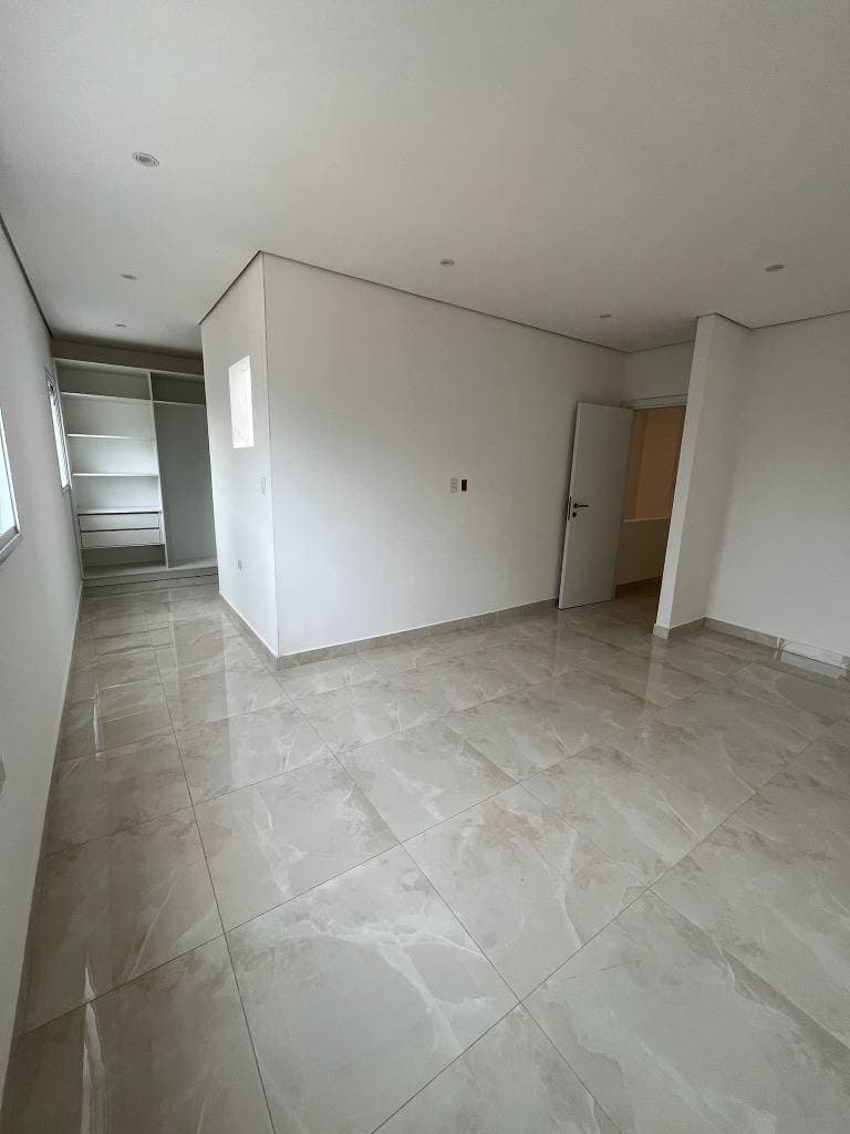 Duplex en barrio Jardin de Oro – 2