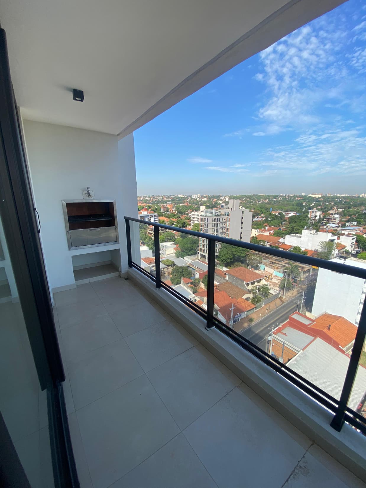 ALQUILO DEPARTAMENTO EN RECOLETA, ASUNCION – 2