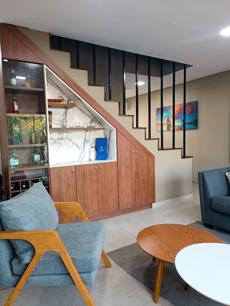 ALQUILO CASA DÚPLEX AMOBLADO Y EQUIPADO DÚPLEX EN LUQUE B° LOMA MERLO – 3