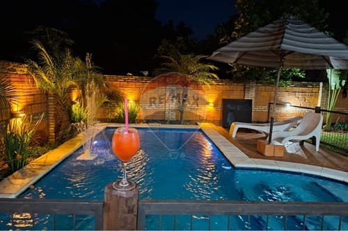 En Venta Impresionante Casa En Paraguay - Altos – 2