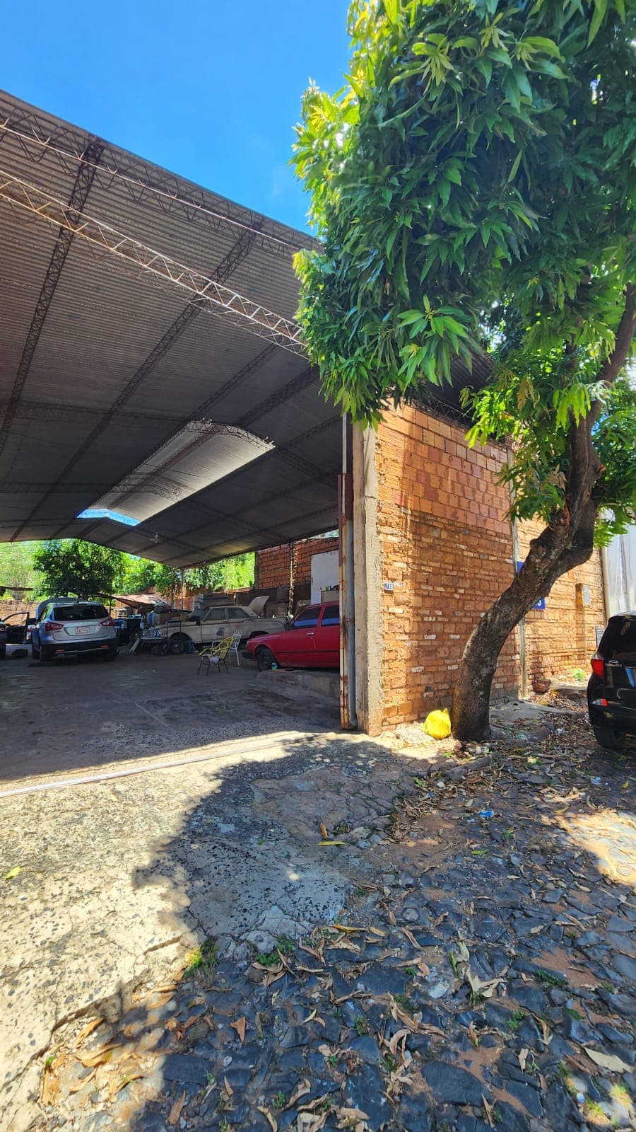 ALQUILO TINGLADO BARRIO VISTA  ALEGRE - ASUNCIÓN – 3
