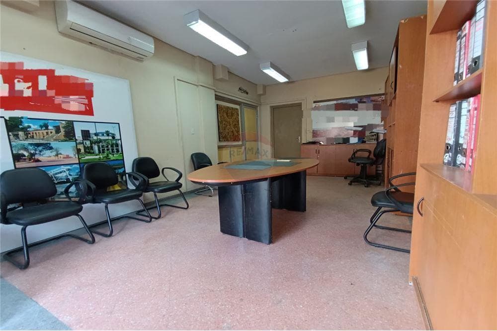 OFICINA AMPLIA SOBRE LA CALLE GRAL. DIAZ – 3