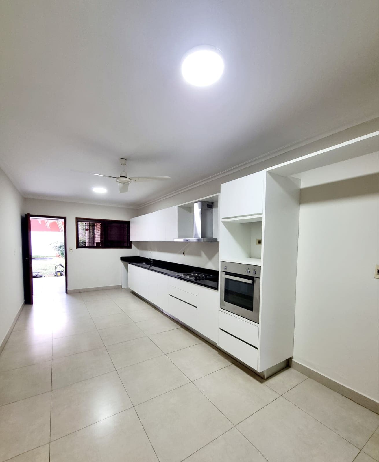 ALQUILO HERMOSA RESIDENCIA DE 4 SUTES EN CARMELITAS . ZONA ASA – 3