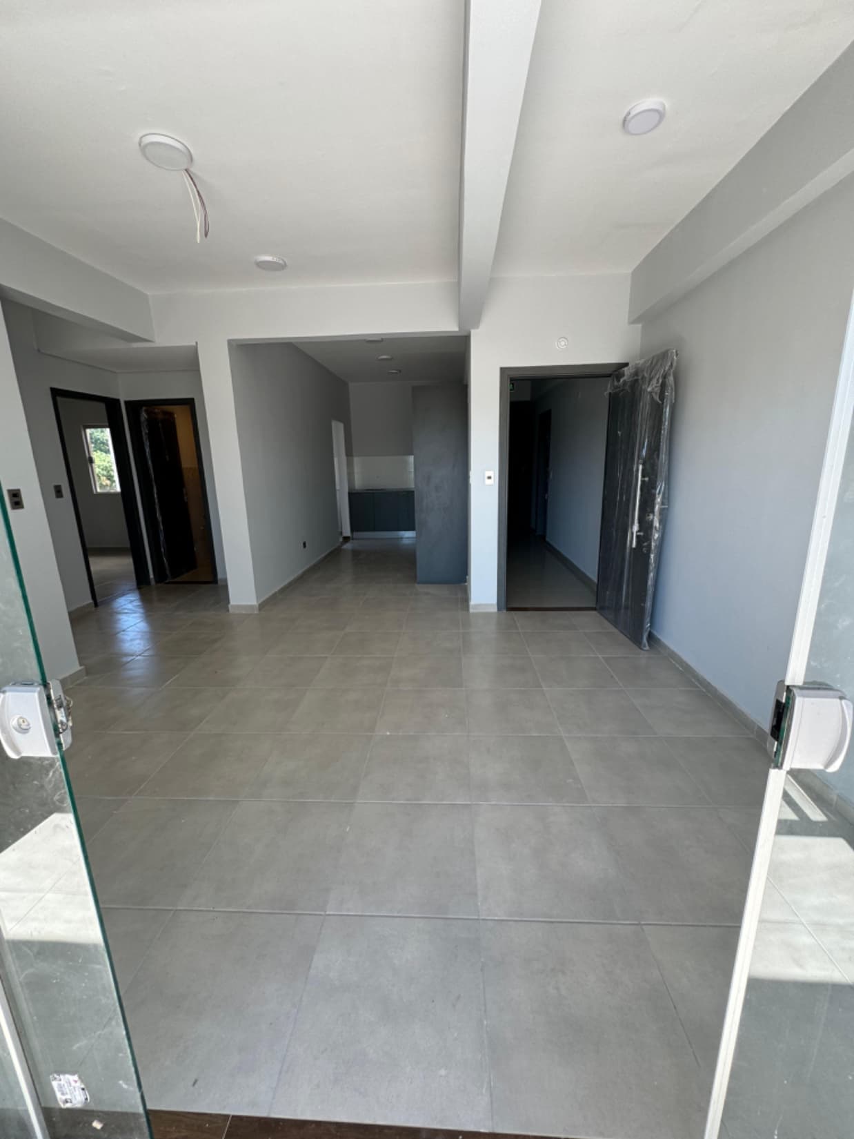 Alquilo departamento a estrenar en san Lorenzo – 3
