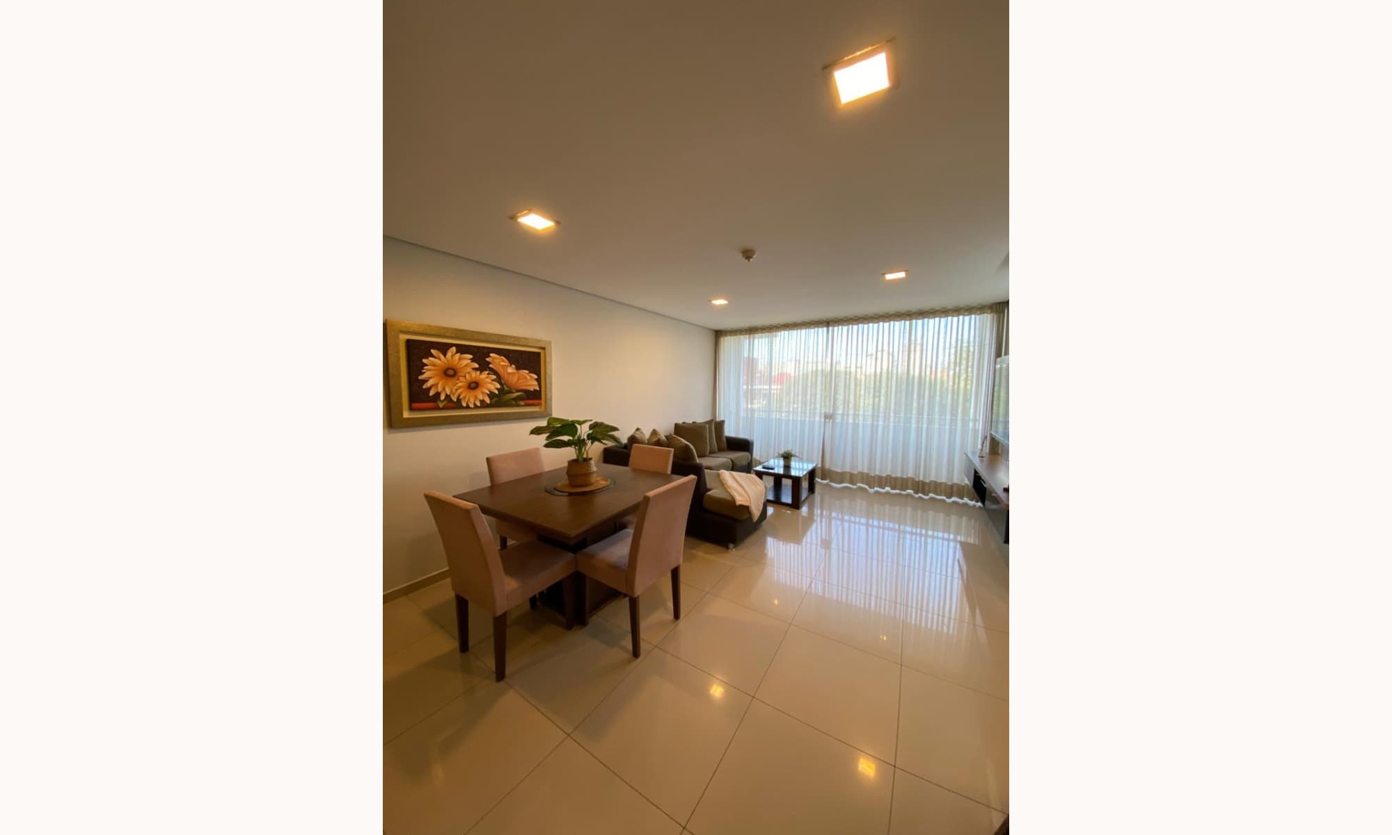 En venta departamento zona Shopping Mariscal – 2