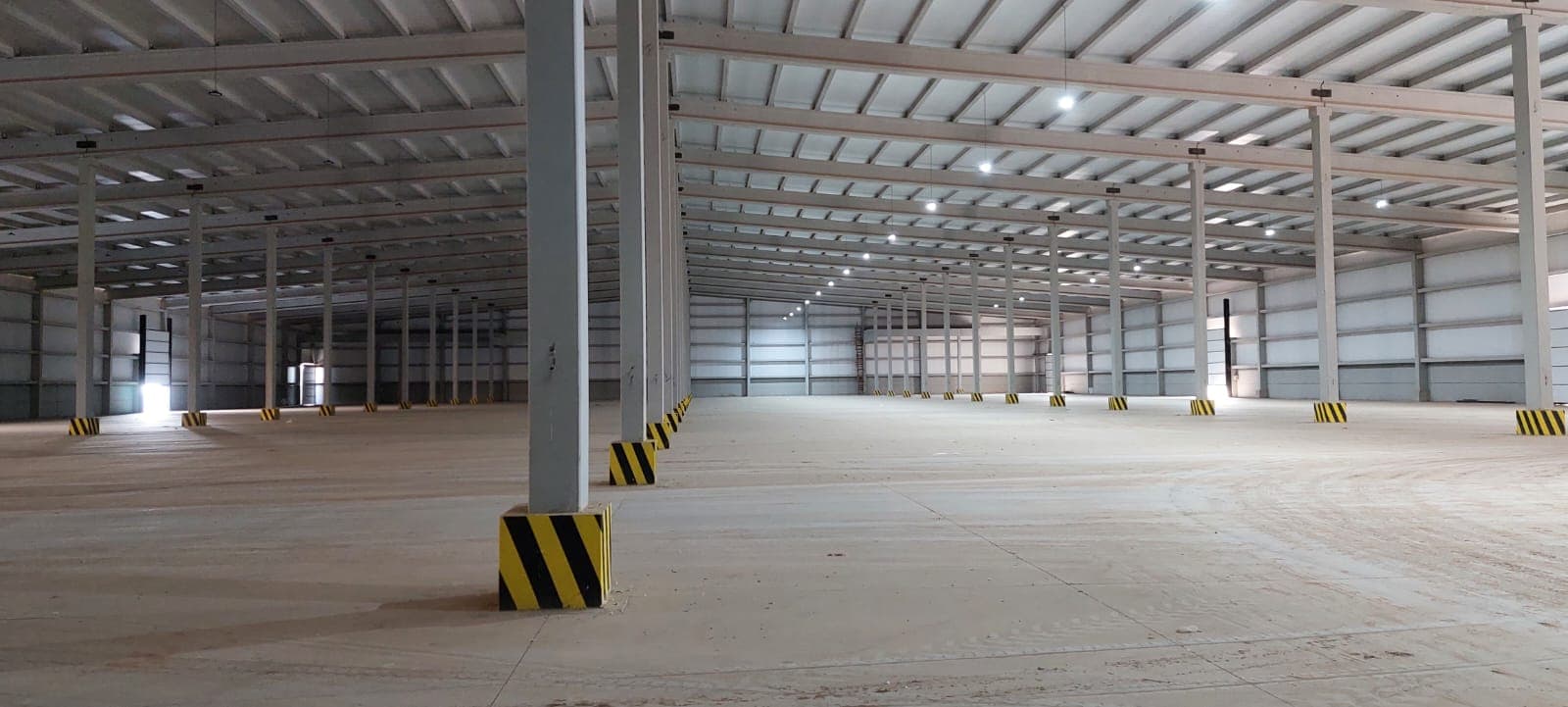 Alquilo 2.000 m2 De Deposito En Mariano Roque Alonso‼️ C-1150 – 2