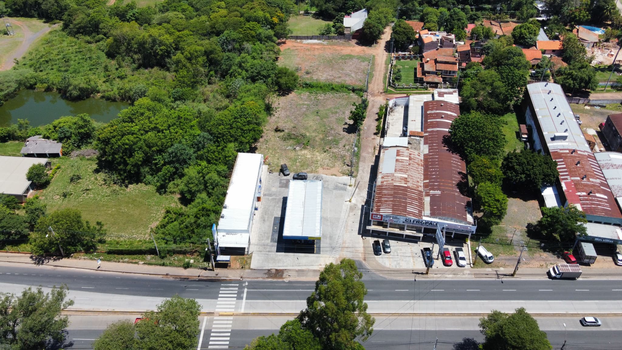 VENDO EN EXCLUSIVA TERRENO COMERCIAL PARA DESARROLLO EN SAN LORENZO ZONA UNA SOBRE RUTA - AVENIDA PRINCIPAL – 2
