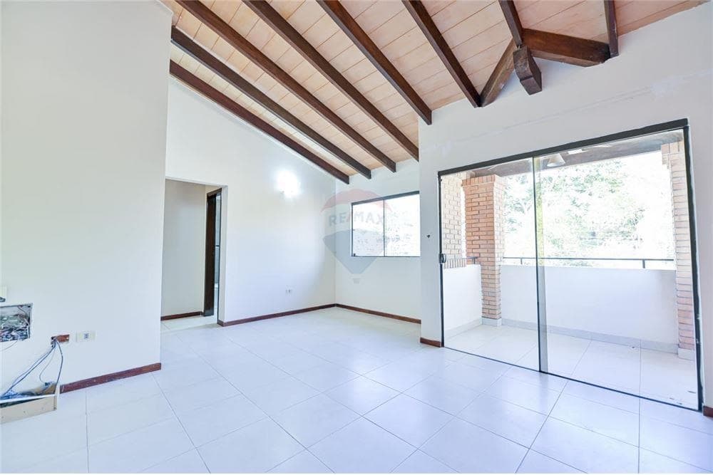 ALQUILO CASA EN ITA ENRAMADA SOBRE AVENIDA PERON – 3